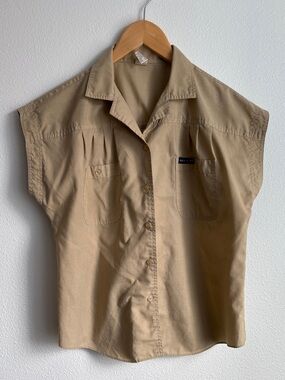Women's Vintage "Here's A Hug" neutral Khaki Short Sleeve button up Size M